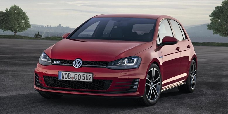 Народный автомобиль Volkswagen Golf 2015